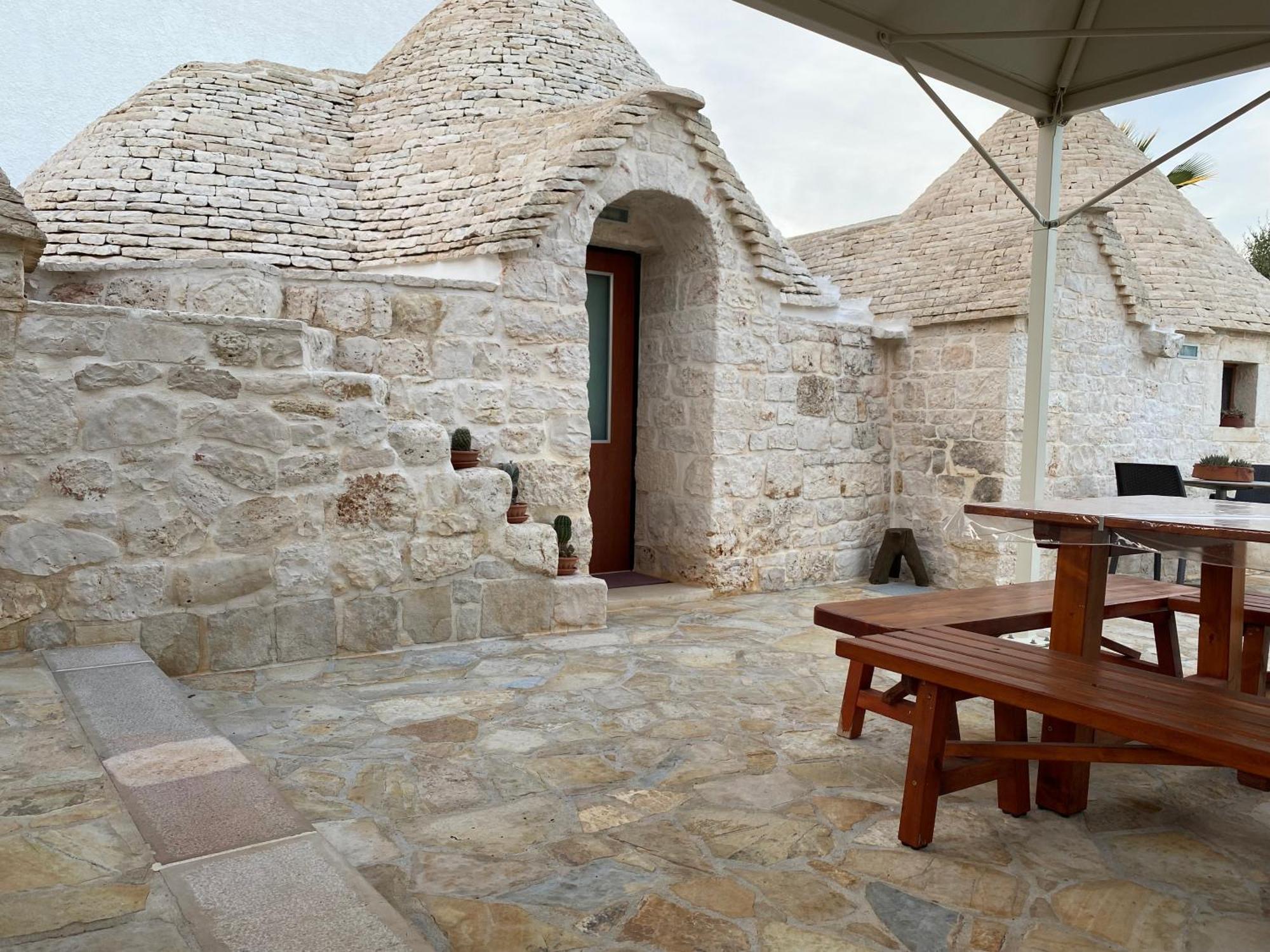Trulli Del Relax Villa Castellana Grotte Exterior photo